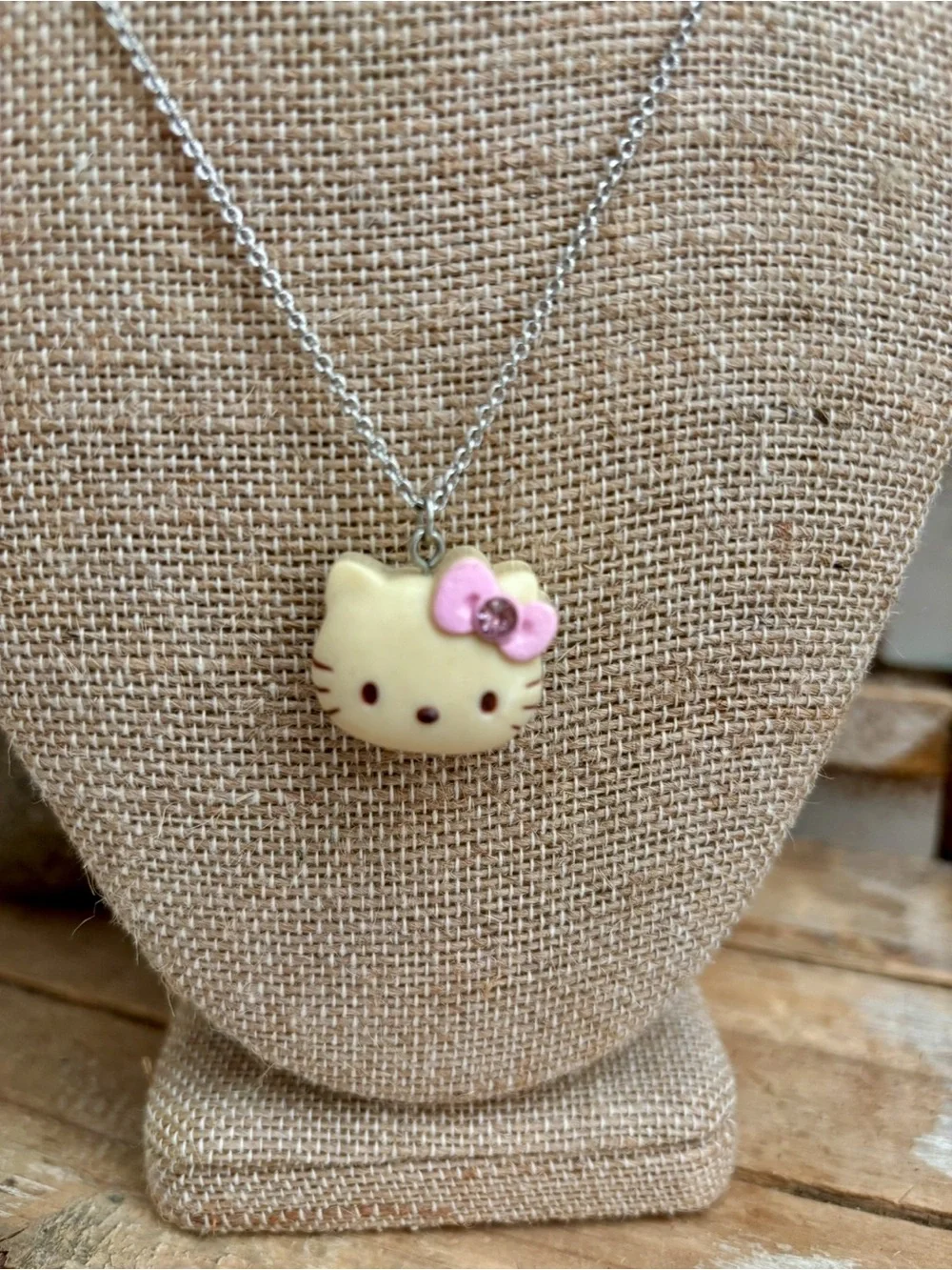 Vtg. Sanrio 1976 Hello Kitty Crystal Bow HK Head Necklace NEW!